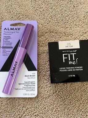 Maybelline Fit Me! Loose Finishing Powder 05 Fair - Black Compact w/Mascara